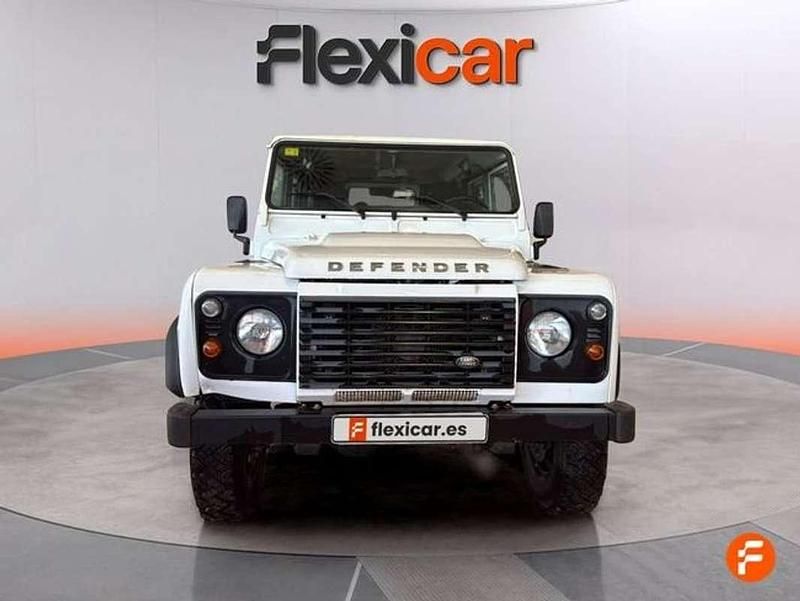 Usado Land Rover Defender 122 CV (89 kW) 2016 Blanco Familiar