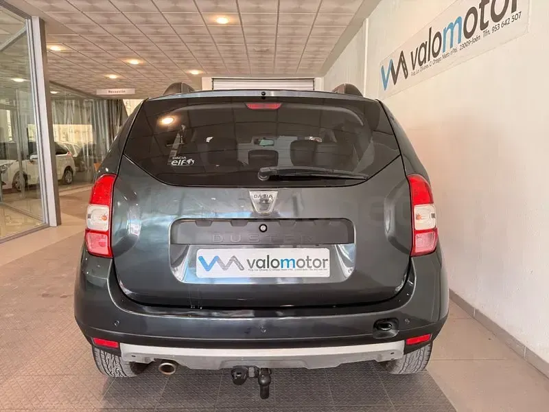 Usado Dacia Duster 110 CV (80 kW) 2018 Negro SUV