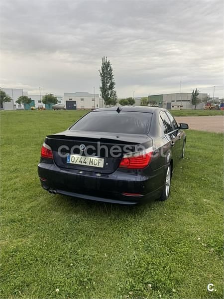 Usado BMW 525 177 CV (130 kW) 2006 Azul Berlina