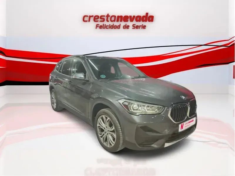 Usado BMW X1 136 CV (100 kW) 2021 Gris / plata SUV