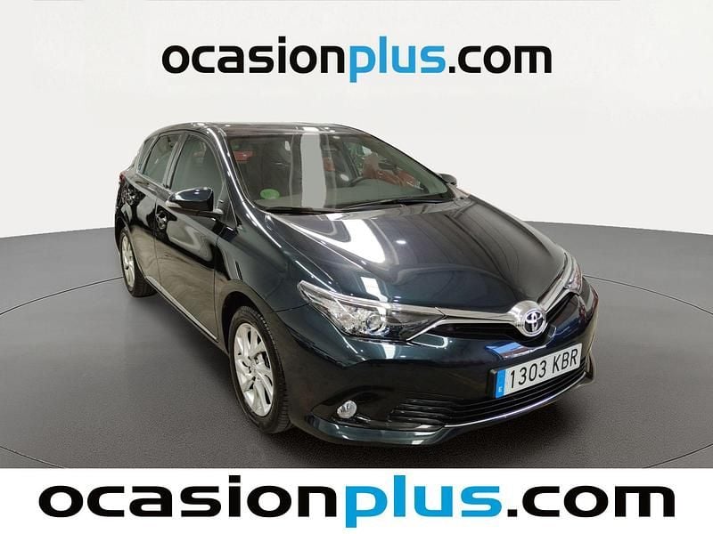 Usado Toyota Auris 116 CV (85 kW) 2017 Azul Utilitario
