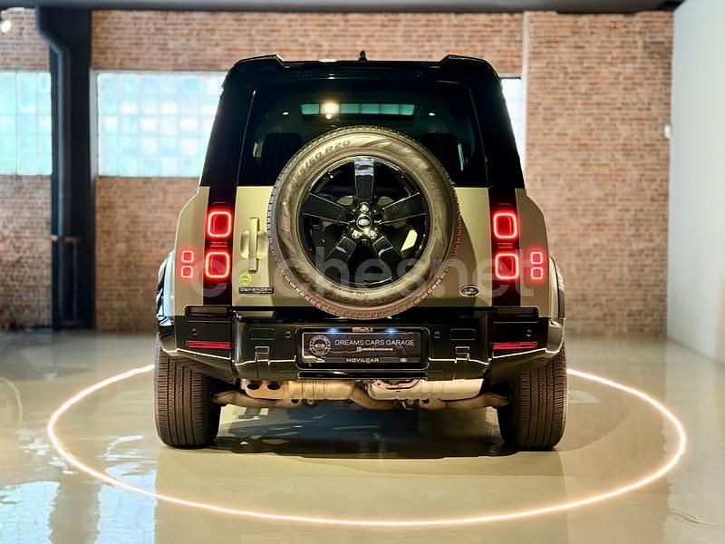 Usado Land Rover Defender First Edition 240 CV (176 kW) 2020 Verde SUV