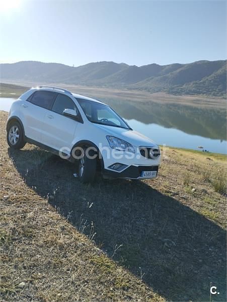 Blanco Usado 2012 Ssangyong (KGM) Korando Premium Plus SUV | 8500 € (Precio justo) - Imagen 1/4