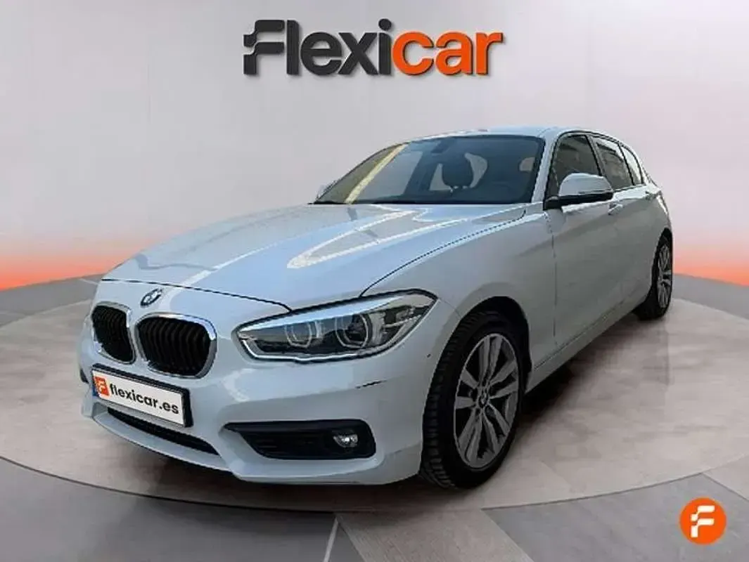 Usado BMW 118 136 CV (100 kW) 2018 Blanco Utilitario