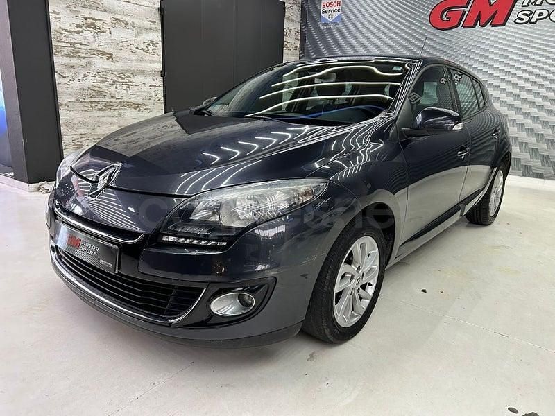 Usado Renault Mégane Expression 115 CV (84 kW) 2012 Negro Berlina