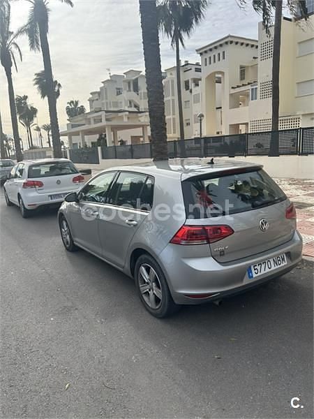 Usado VW Golf VII Sportline 105 CV (77 kW) 2014 Gris / plata Berlina