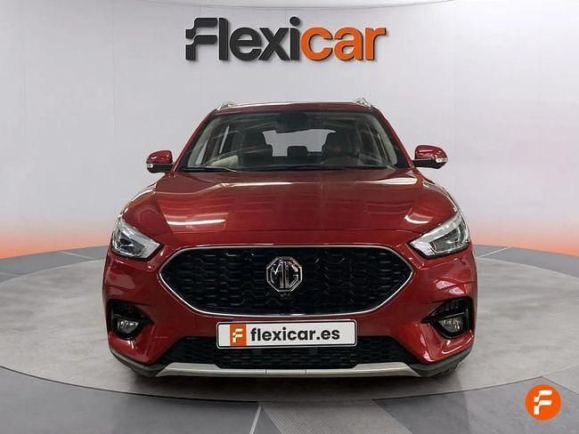 Usado MG ZS Luxury 111 CV (81 kW) 2023 Rojo Berlina