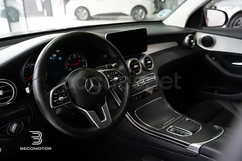 Usado Mercedes GLC200 163 CV (119 kW) 2020 Gris / plata SUV