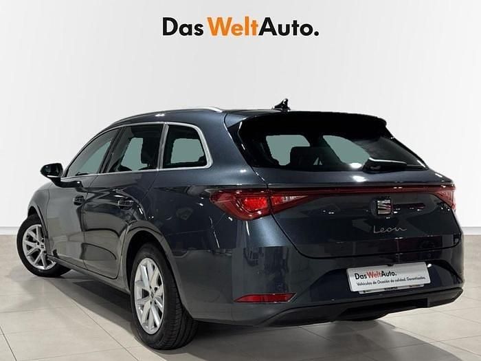 Usado Seat Leon Style 116 CV (85 kW) 2025 Gris
