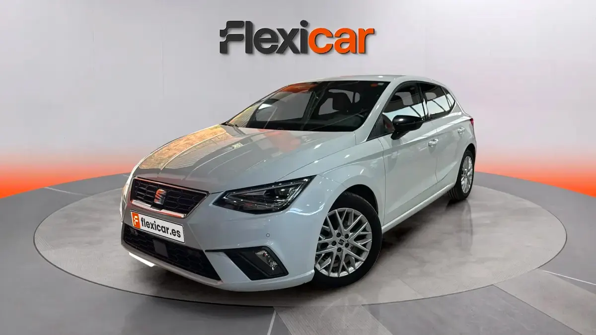 Usado Seat Ibiza Reference 115 CV (84 kW) 2024 Blanco Utilitario