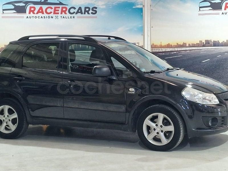 Usado Suzuki SX4 GLX 120 CV (88 kW) 2007 Negro SUV