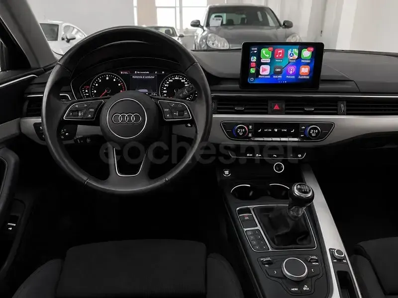 Usado Audi A4 S-Line 150 CV (110 kW) 2017 Gris / plata Familiar