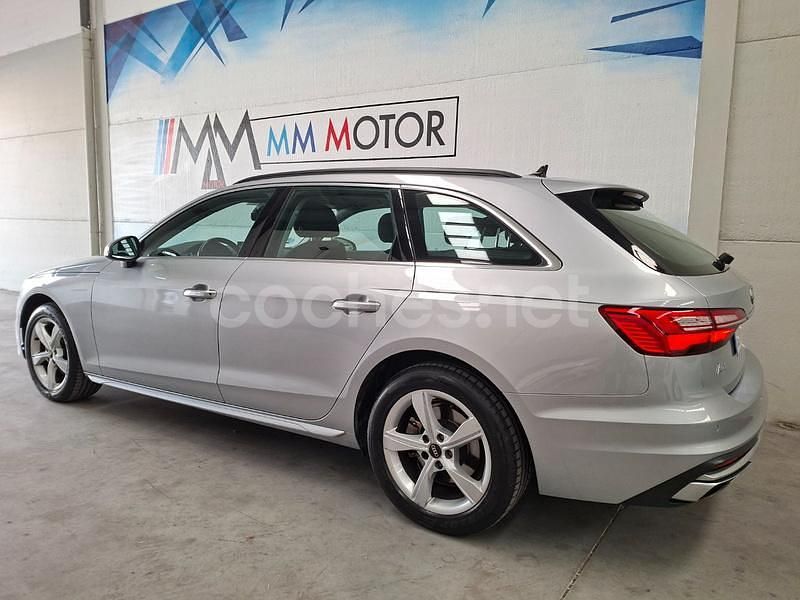 Usado Audi A4 Advanced Plus 136 CV (100 kW) 2021 Gris / plata Familiar