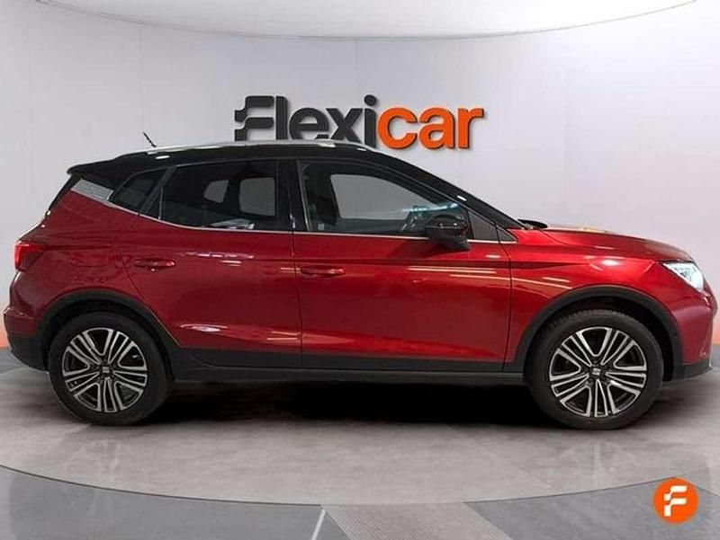 Usado Seat Arona Xperience 110 CV (80 kW) 2023 Rojo SUV