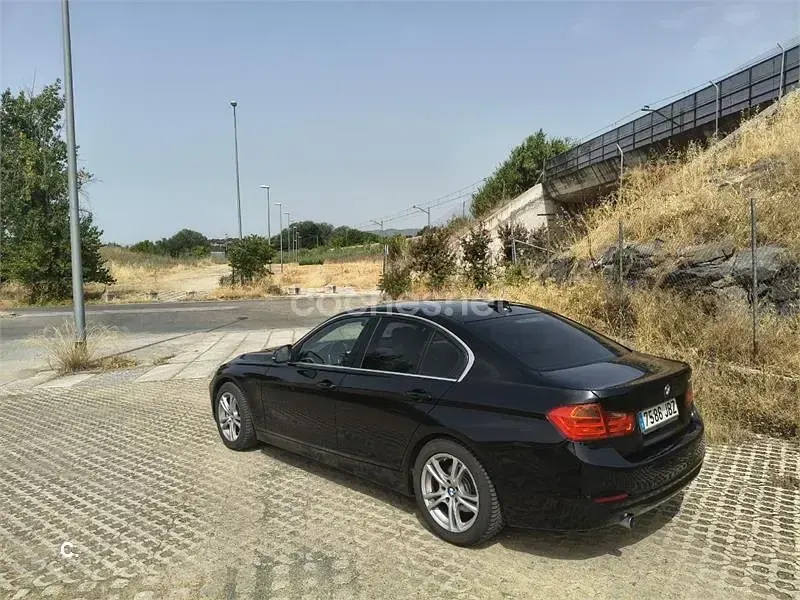Usado BMW 320 184 CV (135 kW) 2015 Negro Berlina