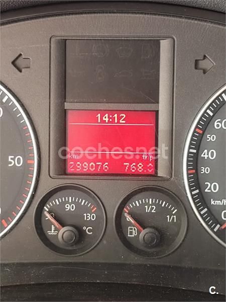 Usado VW Golf IV Highline 105 CV (77 kW) 2005 Negro Berlina