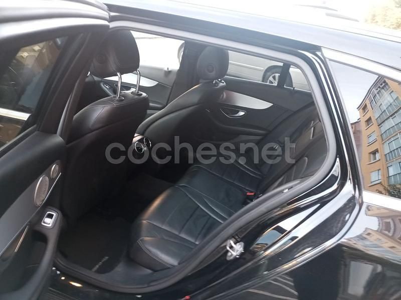 Usado Mercedes C220 Avantgarde 170 CV (125 kW) 2016 Negro Familiar