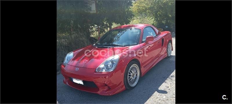 Usado Toyota MR2 140 CV (102 kW) 2005 Rojo Descapotable