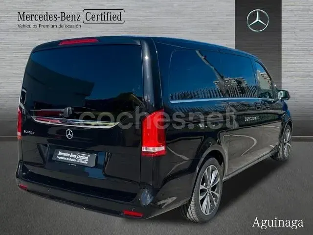 Usado Mercedes V220 Avantgarde 163 CV (119 kW) 2024 Negro Monovolumen