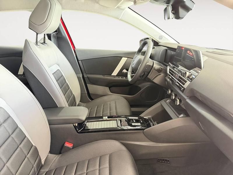 Nuevo Citroën C4 Business Class 145 CV (106 kW) 2025 Gris Berlina