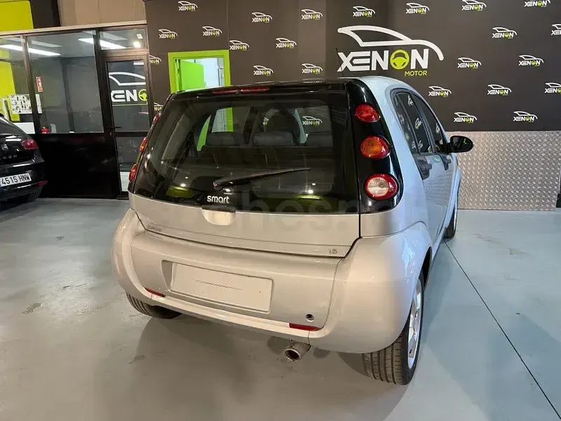 Usado Smart ForFour Passion 109 CV (80 kW) 2006 Gris / plata Utilitario