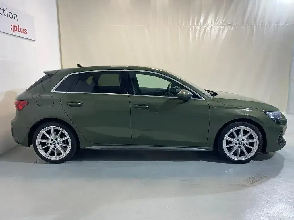 Usado Audi Q3 S-Line 150 CV (110 kW) 2025 Verde SUV
