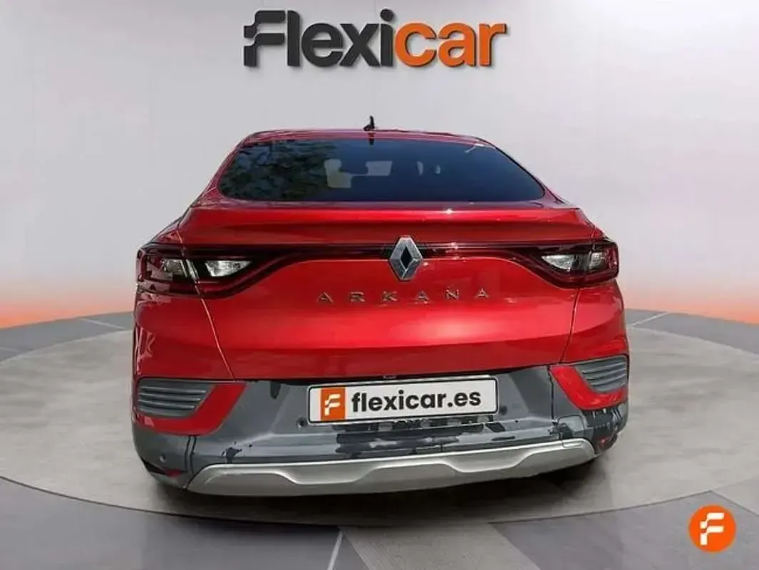 Usado Renault Arkana Equilibre 140 CV (102 kW) 2022 Rojo SUV