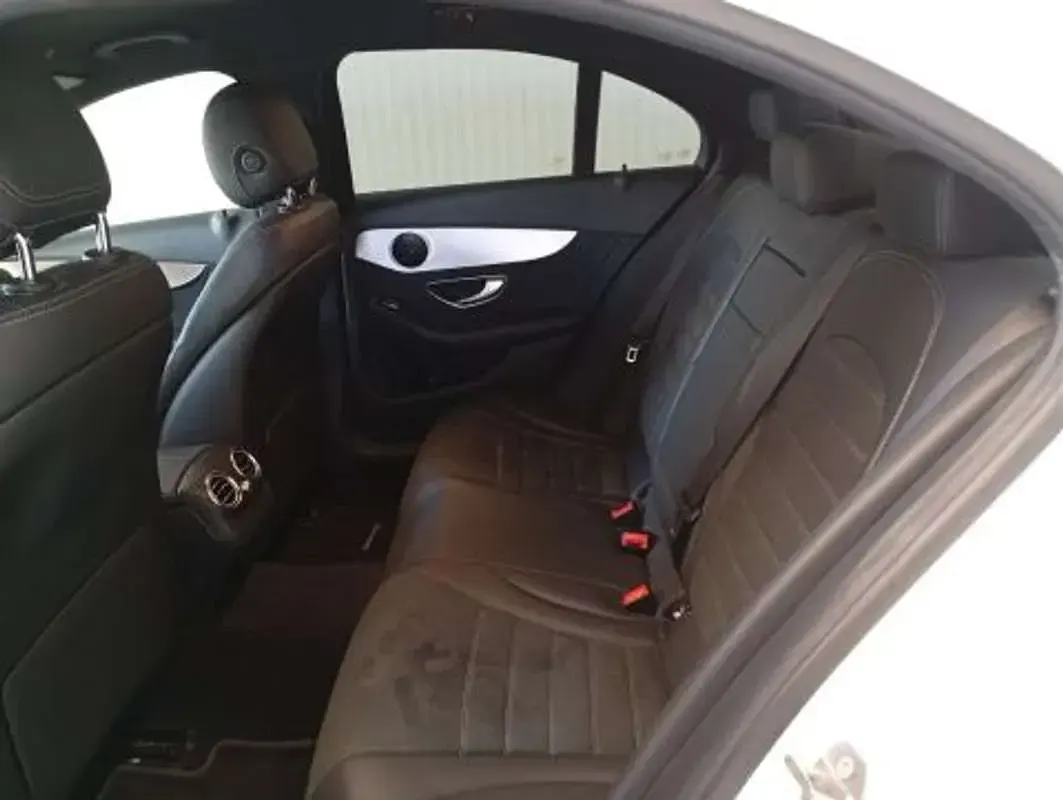 Usado Mercedes C200 160 CV (117 kW) 2020 Blanco Berlina