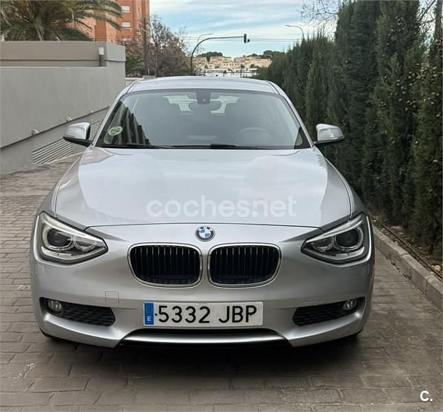 Usado BMW 118 143 CV (105 kW) 2014 Gris / plata Utilitario