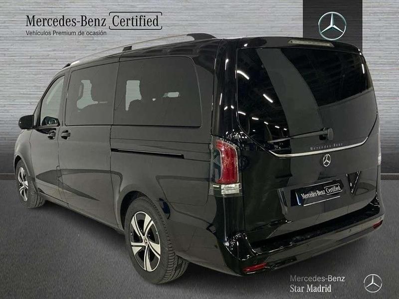 Usado Mercedes V220 Style 163 CV (119 kW) 2024 Negro Monovolumen