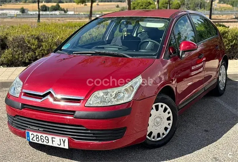 Usado Citroën C4 Exclusive 110 CV (80 kW) 2007 Rojo Berlina