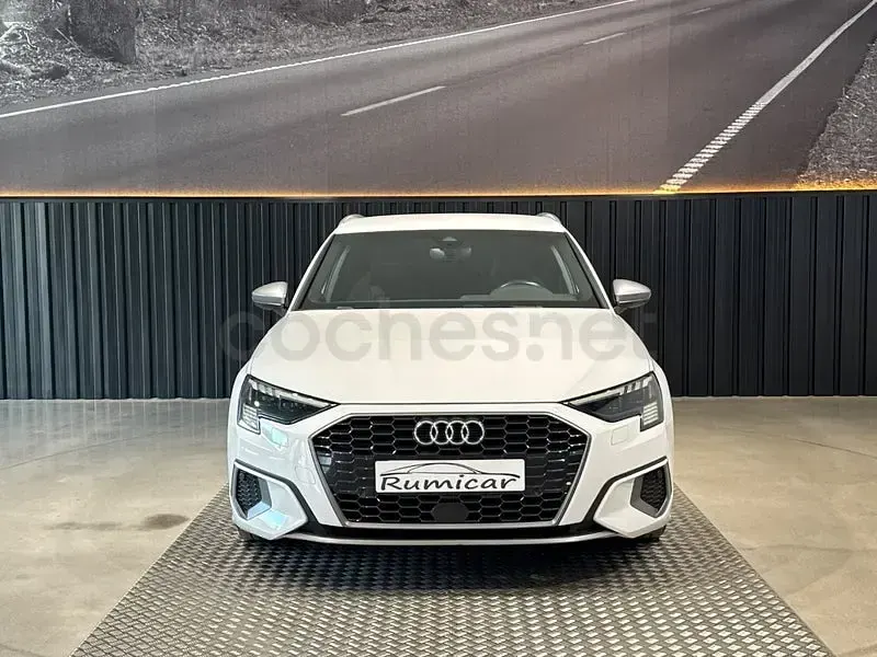 Usado Audi A3 S-Line 150 CV (110 kW) 2021 Blanco Berlina