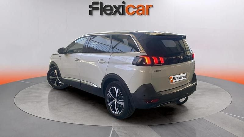 Usado Peugeot 5008 GT-line 151 CV (111 kW) 2017 Blanco Monovolumen