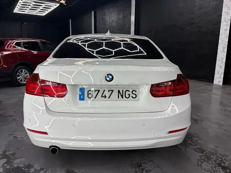Usado BMW 318 Gran Turismo 150 CV (110 kW) 2015 Blanco Berlina