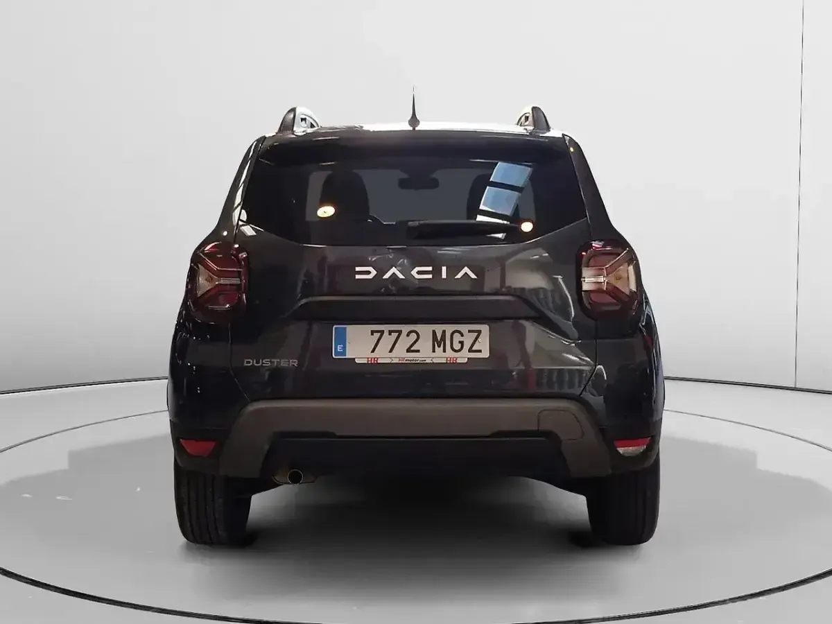 Usado Dacia Duster Journey 100 CV (73 kW) 2023 Gris SUV