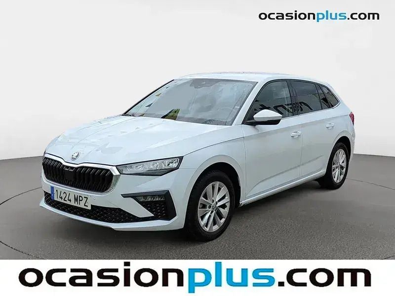 Blanco Usado 2024 Skoda Scala Selection Utilitario | 17.264 € (Buen precio) - Imagen 1/4