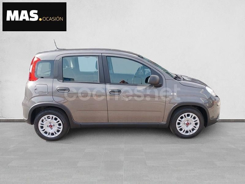 Usado Fiat Panda Cross Cross 70 CV (51 kW) 2023 Gris / plata Utilitario