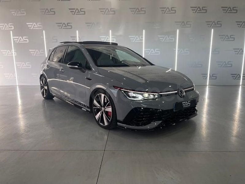 Usado VW Golf VIII GTI Clubsport 301 CV (221 kW) 2021 Gris / plata Berlina