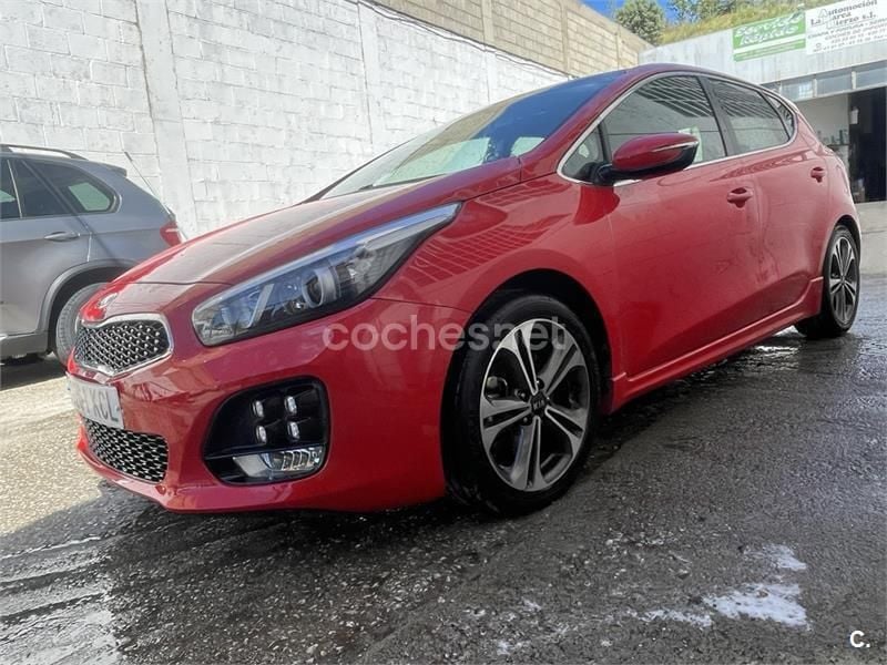 Usado Kia Ceed GT GT-Line 136 CV (100 kW) 2017 Berlina