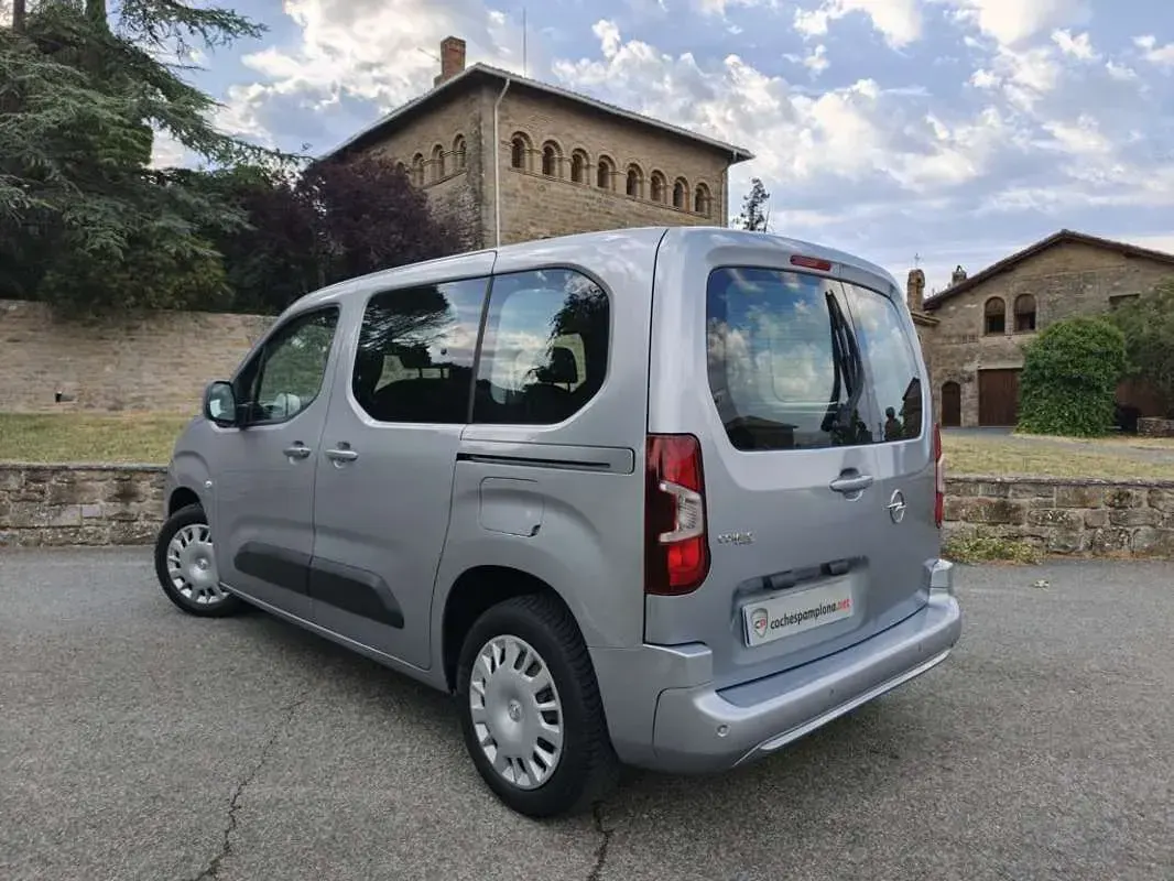 Usado Opel Combo Life Selective 102 CV (75 kW) 2019 Gris Monovolumen
