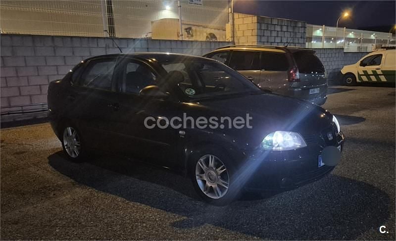 Negro Usado 2006 Seat Cordoba Berlina | 3600 € (Precio justo) - Imagen 1/4