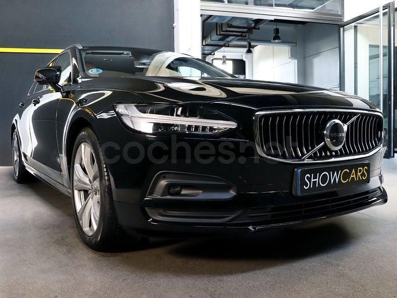Usado Volvo V90 Momentum 197 CV (144 kW) 2021 Negro Familiar