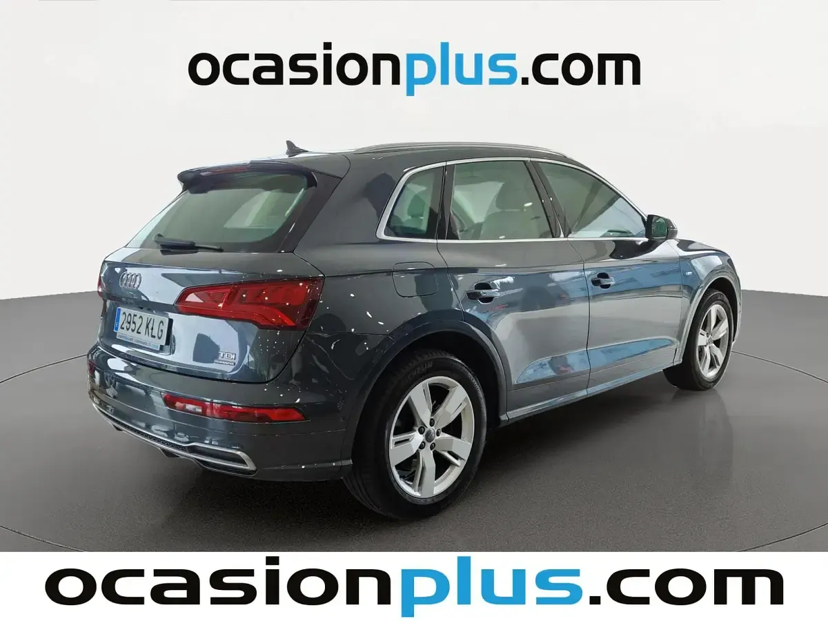 Käytetty Audi Q5 S-Line 190 HP (139 kW) 2018 Harmaa Katumaasturi