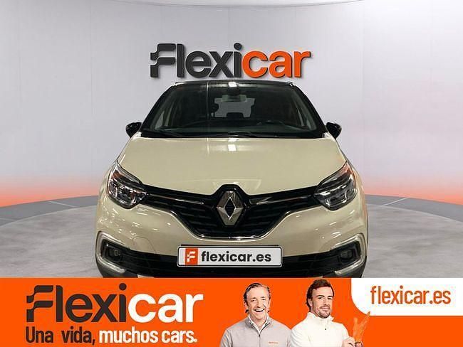 Usado Renault Captur Zen 110 CV (80 kW) 2017 Beige SUV