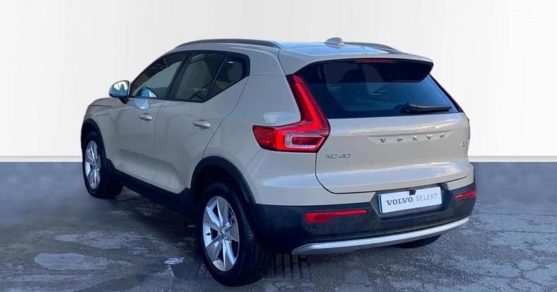 Usado Volvo XC40 Core 163 CV (119 kW) 2025 SUV