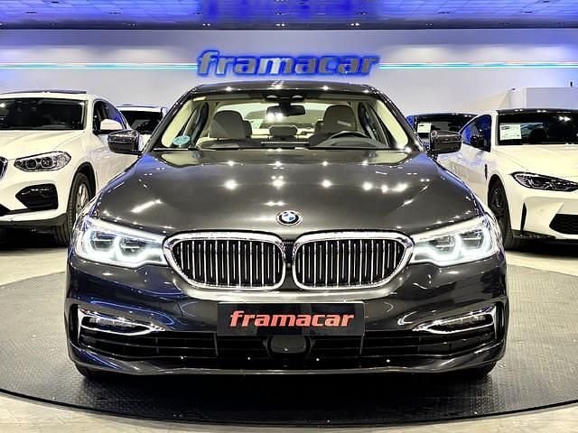 Usado BMW 540 Luxury Line 340 HP (250 kW) 2020 Cinzento Sedan