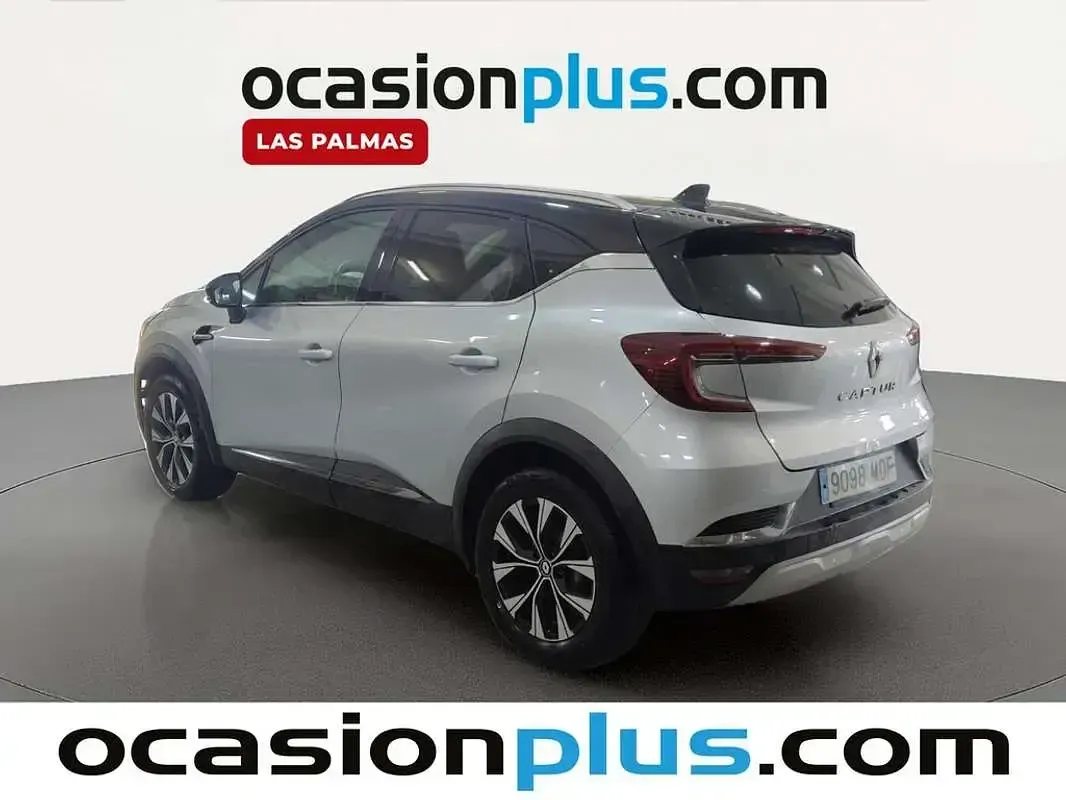 Usado Renault Captur Techno 91 CV (66 kW) 2023 Gris SUV