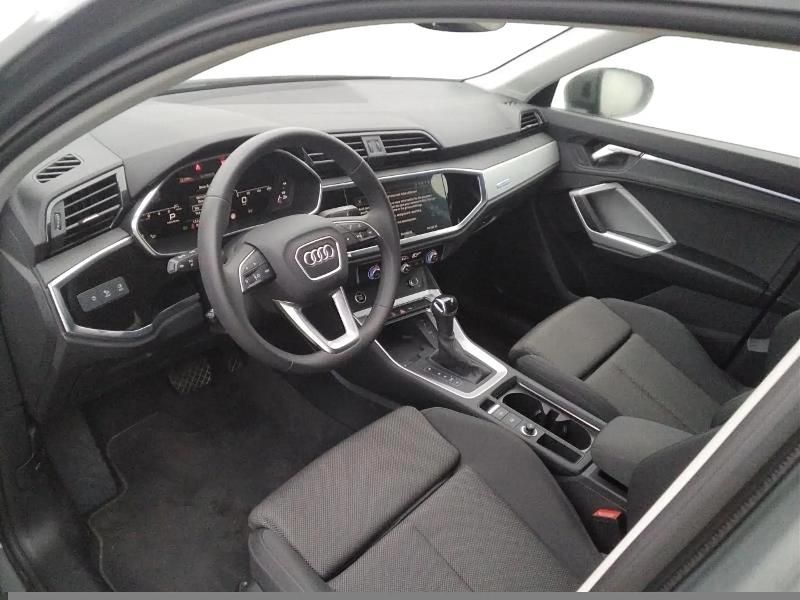 Usado Audi Q3 Advanced Plus 150 CV (110 kW) 2025 Gris/plata SUV