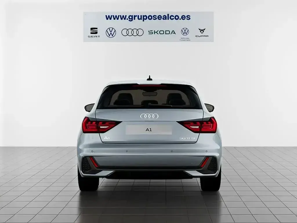 Nuevo Audi A1 Sportback Advanced 116 CV (85 kW) 2026 Gris Utilitario