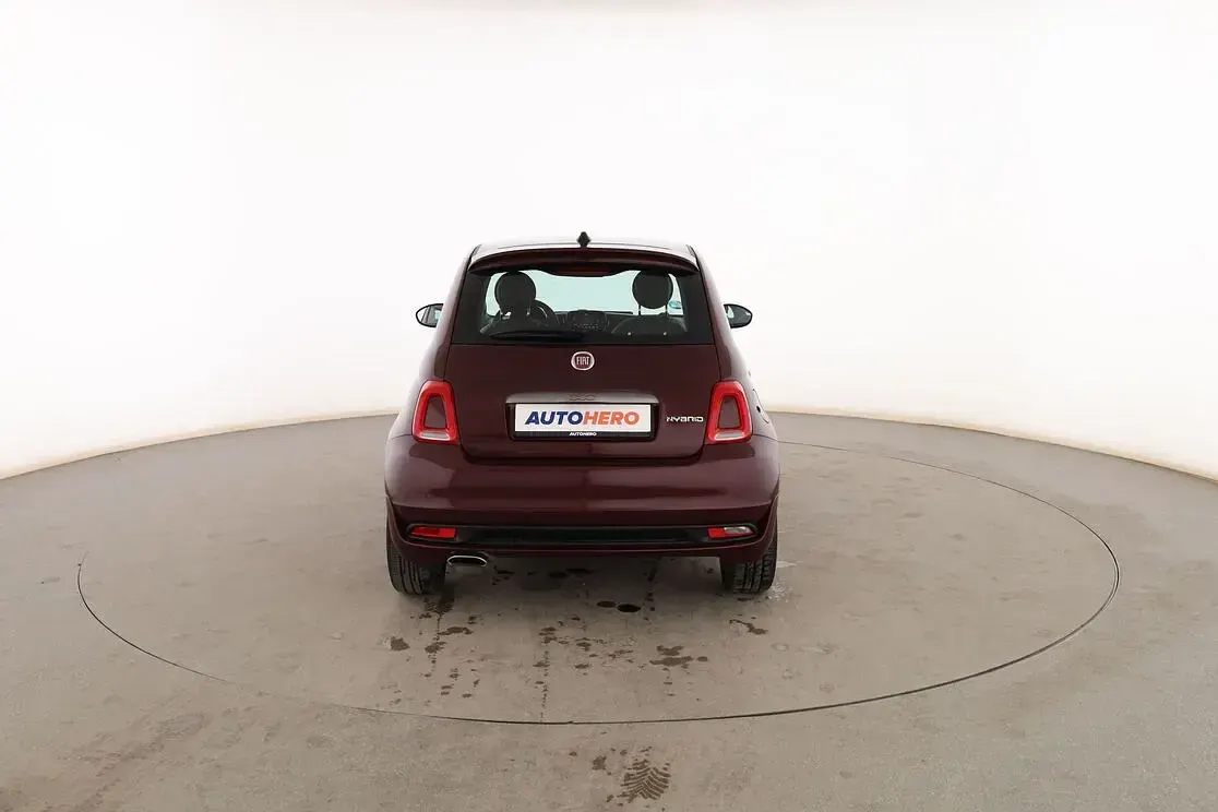 Usado Fiat 500 Sport 70 CV (51 kW) 2020 Morado Berlina